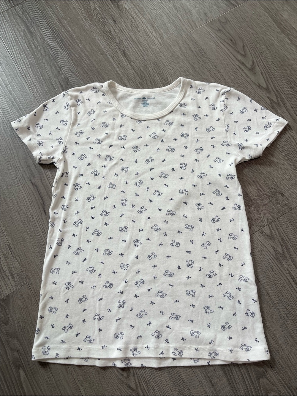 Brandy Melville teddy bear baby tee